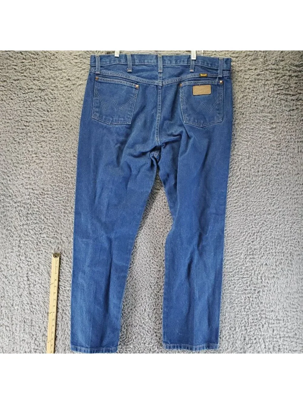 Wrangler Jeans Mens Size 40x32 Blue Cowboy Bootcut 100% Cotton Denim *Read*